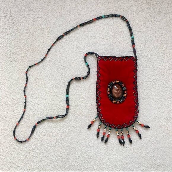 Handmade LITTLE RED COIN PURSE with beautiful beadwork NWOT - Picture 2 of 6